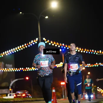 Runner Photo 4432471
