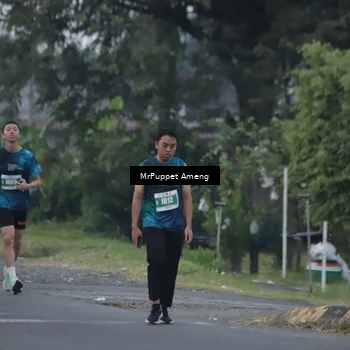 Runner Photo 4432491