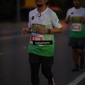 Runner Photo 4432710