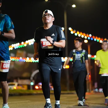 Runner Photo 4432741