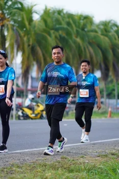 Runner Photo 4432946