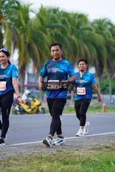 Runner Photo 4432958