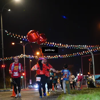 Runner Photo 4433065
