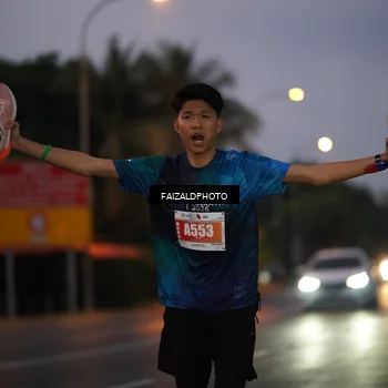 Runner Photo 4433219