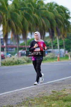 Runner Photo 4433253