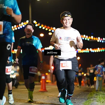 Runner Photo 4433428