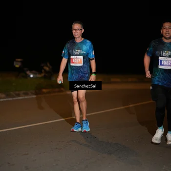 Runner Photo 4433431