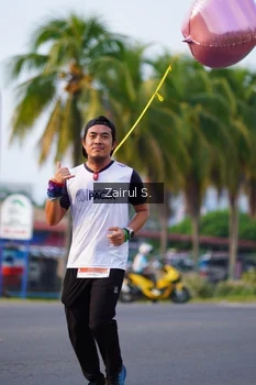 Runner Photo 4433488