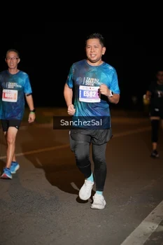 Runner Photo 4433508
