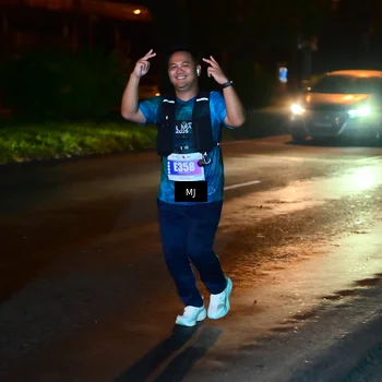 Runner Photo 4433593