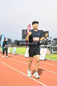 Runner Photo 4433604