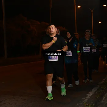 Runner Photo 4433675