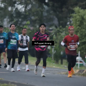 Runner Photo 4433755