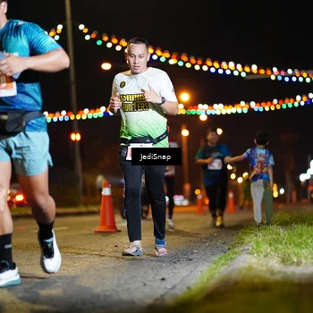 Runner Photo 4433762