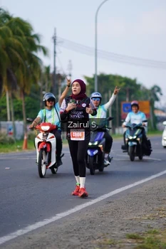 Runner Photo 4433767