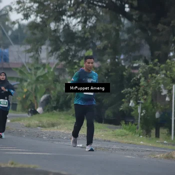 Runner Photo 4433796