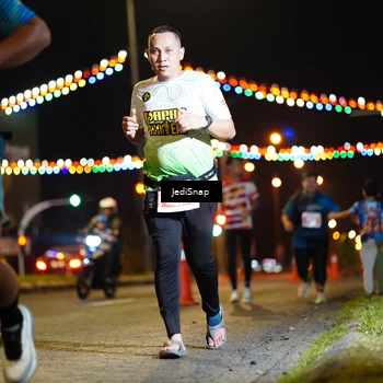 Runner Photo 4433797