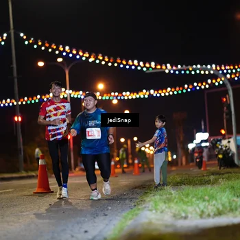 Runner Photo 4433815