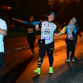 Runner Photo 4433816