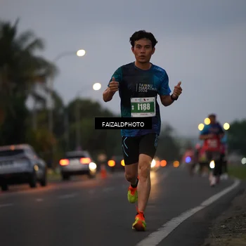 Runner Photo 4433837