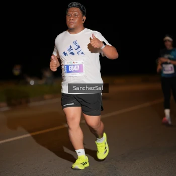 Runner Photo 4433915