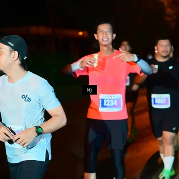 Runner Photo 4434013