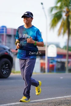 Runner Photo 4434106