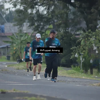 Runner Photo 4434353