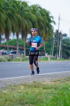 Runner Photo 4434359