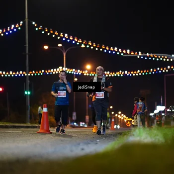 Runner Photo 4434373