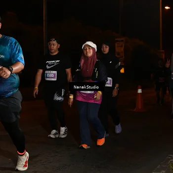 Runner Photo 4434443