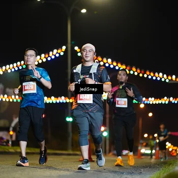 Runner Photo 4434467