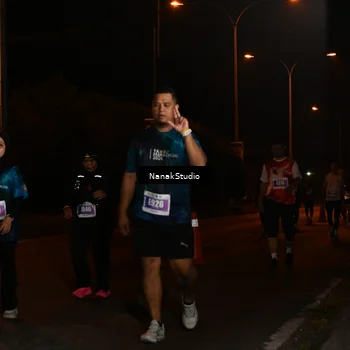 Runner Photo 4434475