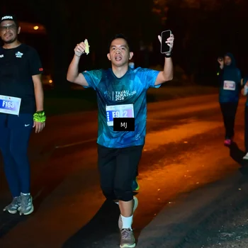 Runner Photo 4434494