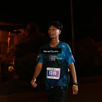 Runner Photo 4434524
