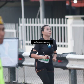 Runner Photo 4434592