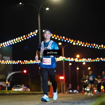 Runner Photo 4434615