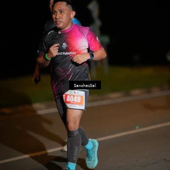 Runner Photo 4434680