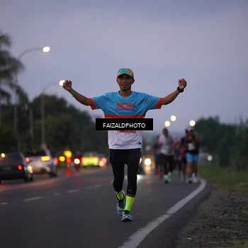Runner Photo 4434797