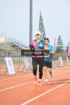 Runner Photo 4434818