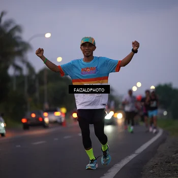 Runner Photo 4434917