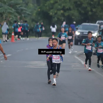 Runner Photo 4434935