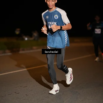 Runner Photo 4434960