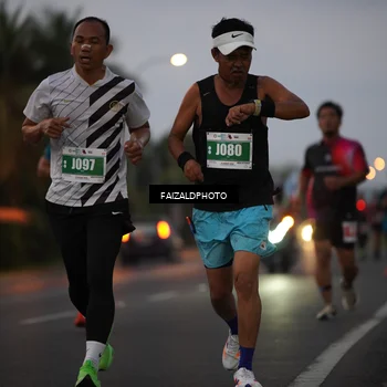 Runner Photo 4435044