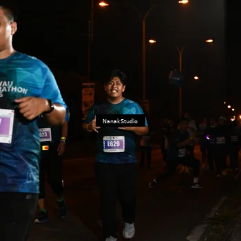 Runner Photo 4435065