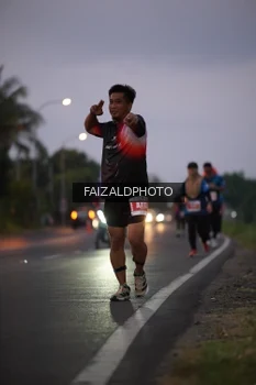 Runner Photo 4435070