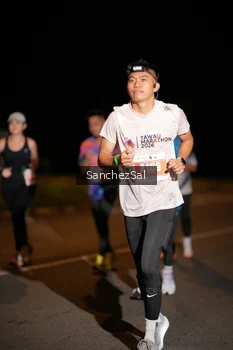 Runner Photo 4435086