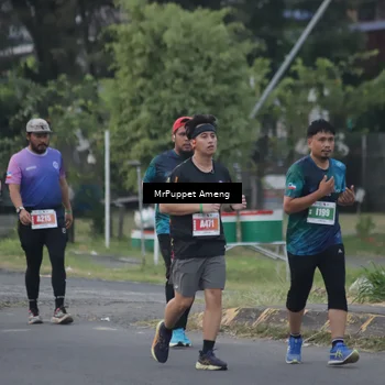 Runner Photo 4435135