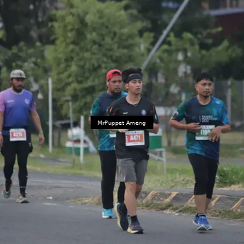 Runner Photo 4435219