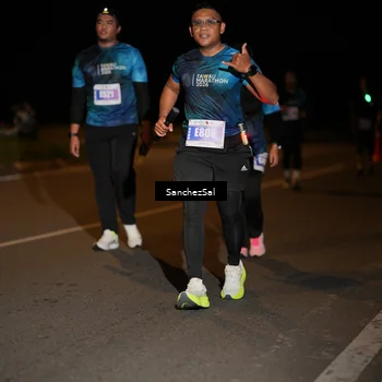 Runner Photo 4435381